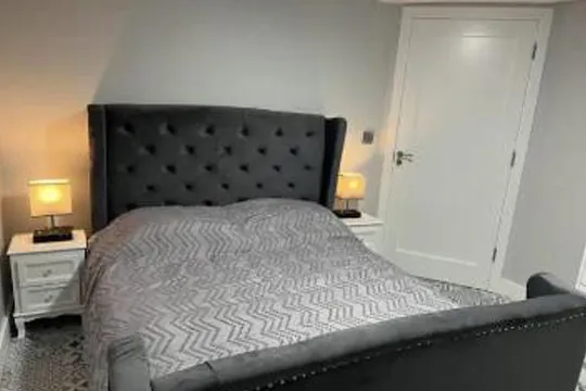 The Skerries Lifeboat House - The Captain's Wheel and Anchor - bedroom - 540x360